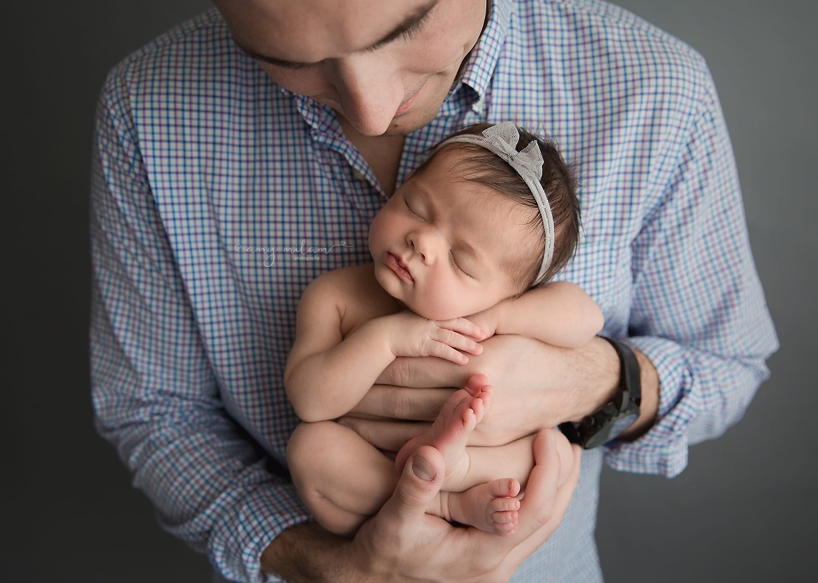 daddy with newborn image New Orleans