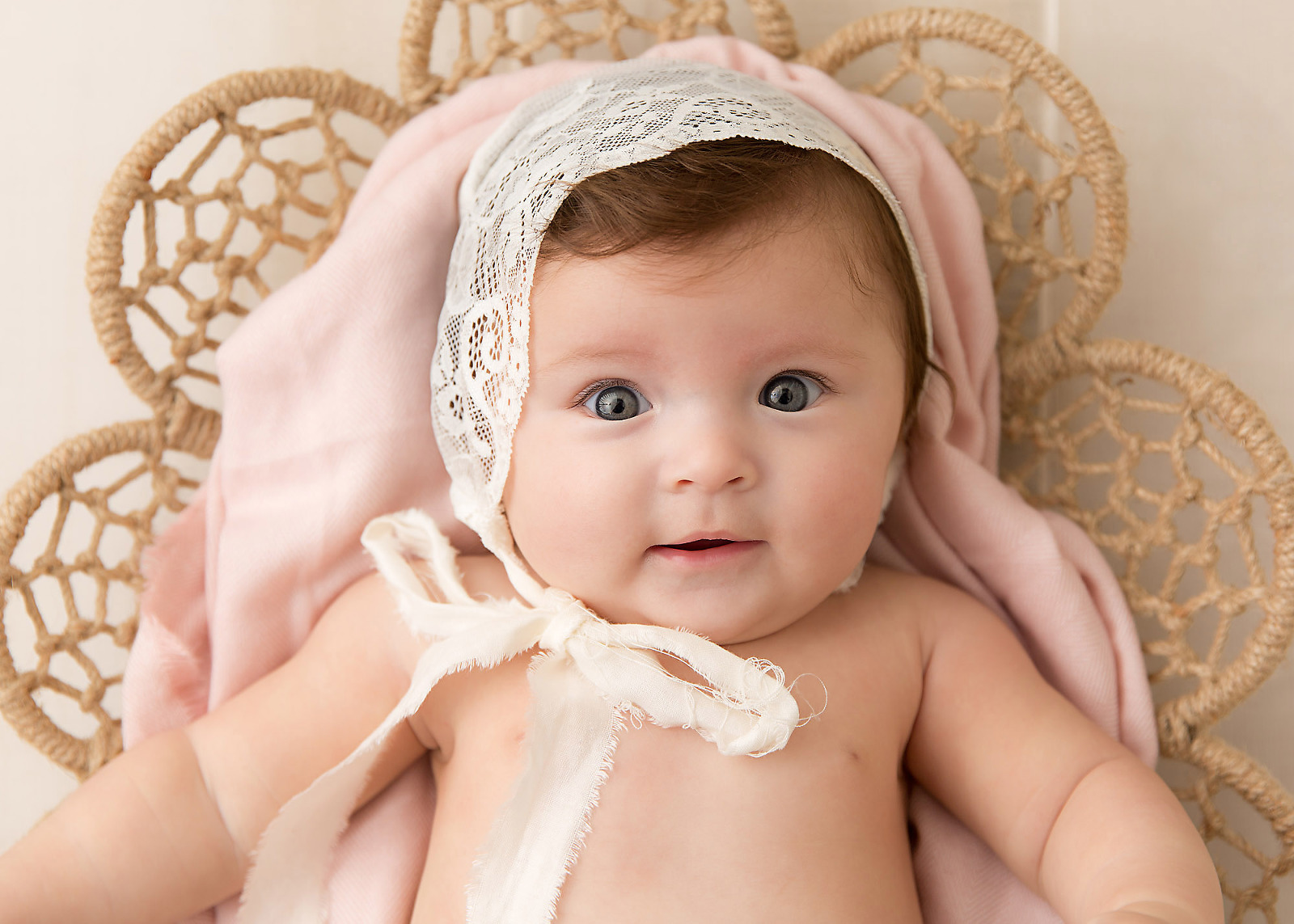 baby girl lace white bonnet pink blanket 4 month studio session New Orleans